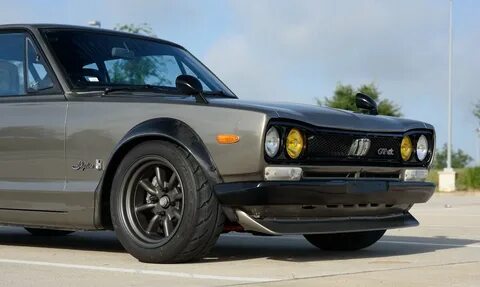 Nissan c