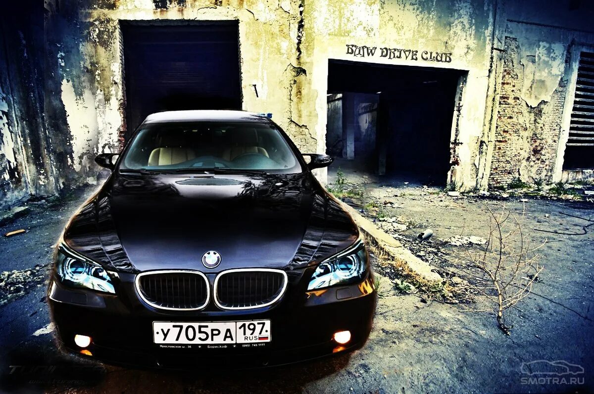 БМВ е60 бандитская. БМВ м5 е60 бандитская. Чёрный BMW 5er. BMW m5 7 бандиты. Суета на бмв 5