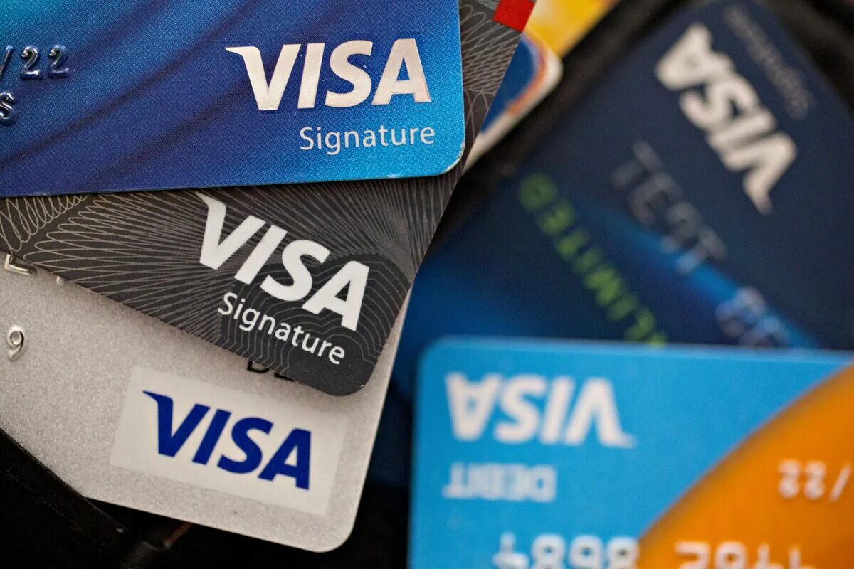 Как выглядит карта виза Mastercard credit card