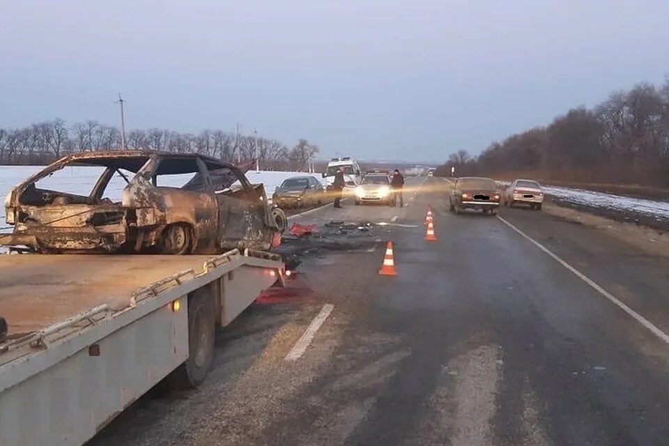 Лабинск происшествие. ДТП на трассе Краснодар-Ейск. Авария в Усть Лабинске вчера. Происшествия в Усть-Лабинске ДТП. Авария в Усть Лабинск упорная.