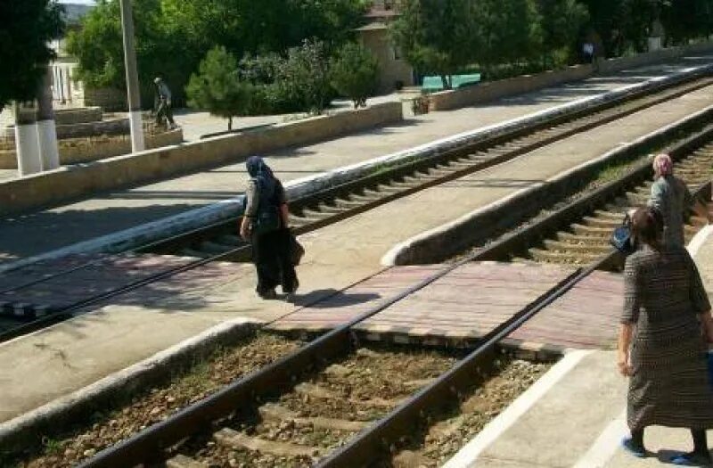 Станция избербаш. Станция избербаш. Жд избербаш. Избербаш вокзал. Жд избербаш.