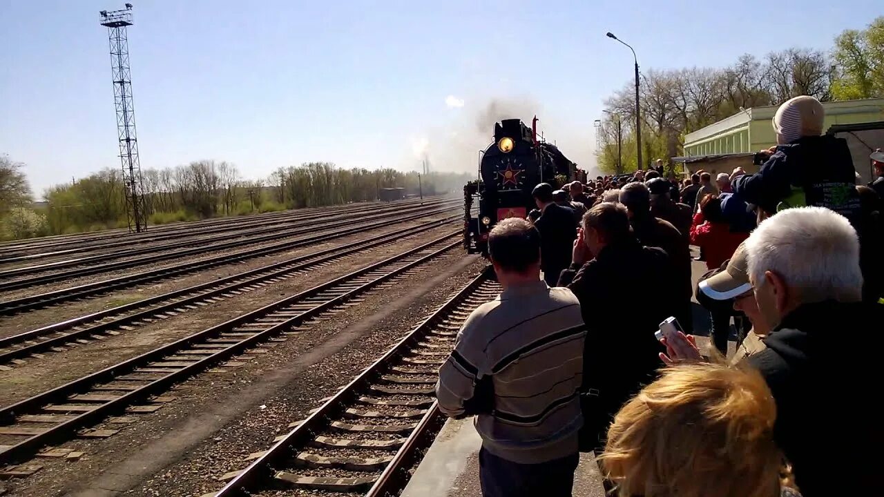 Электричка волгодонск сальск. Ретро поезд в Староминской. Электричка Волгодонск. Волгодонский поезд. Станция лихо сюжет.