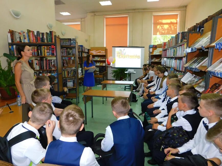 лихановская библиотека киров. библиотека имени лиханова белгород. библиотека имени лиханова белгород. а. лихановская библиотека киров фото.