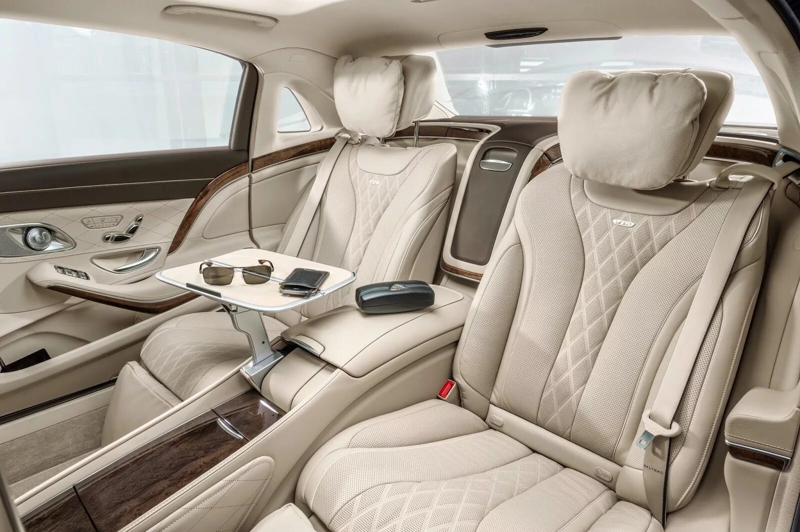 Мерседес-бенц майбах s-klasse. Mercedes-maybach s 450 4matic. Майбах-мерседес s600. Комплектация майбах. Maybach s600 pullman.