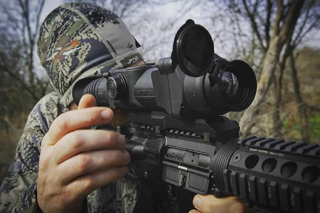 Ночной прицел dedal 380. Dedal t4. Американский тепловизионный прицел флир. Инфракрасный прицел и тепловизор. Pulsar core scope.