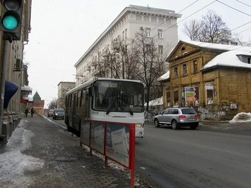 Улица Варварская Нижний Новгород. Варварская улица Нижний Новгород фото. Улица Варварская дом 36а Нижний Новгород. Варварская улица Нижний Новгород Кремль.