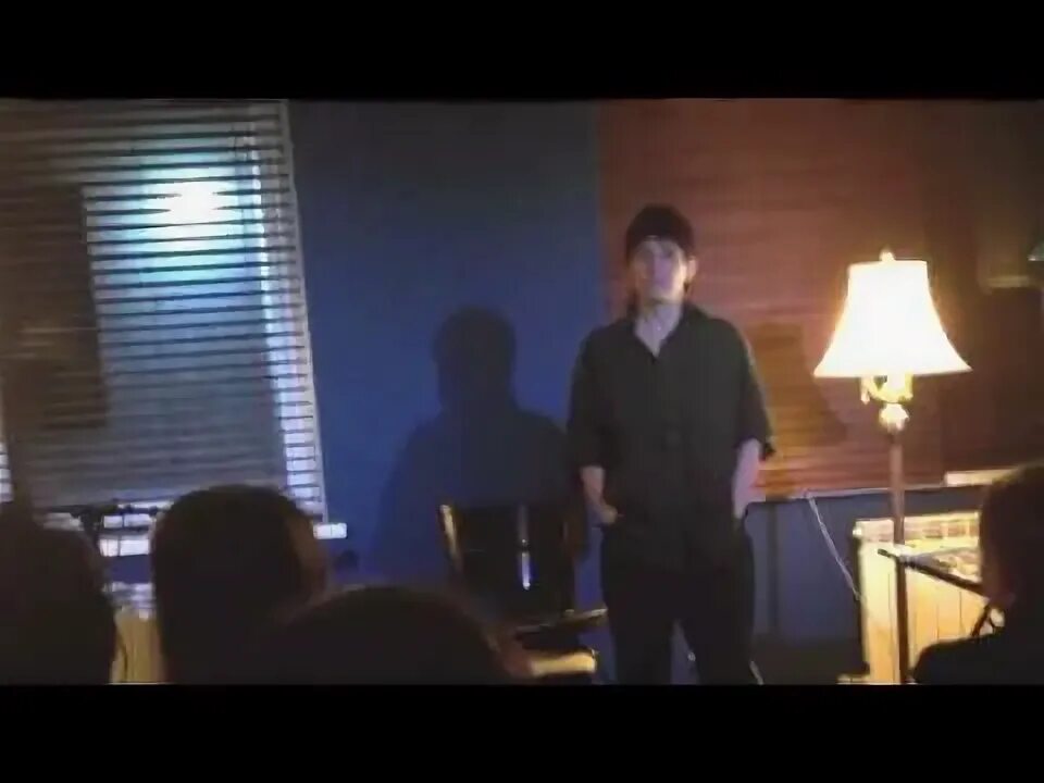 Тургеневская девушка образ. Человек рассказывает стих. Человек читает стихи. Видео где читают стихи. Видео где читают стихи.