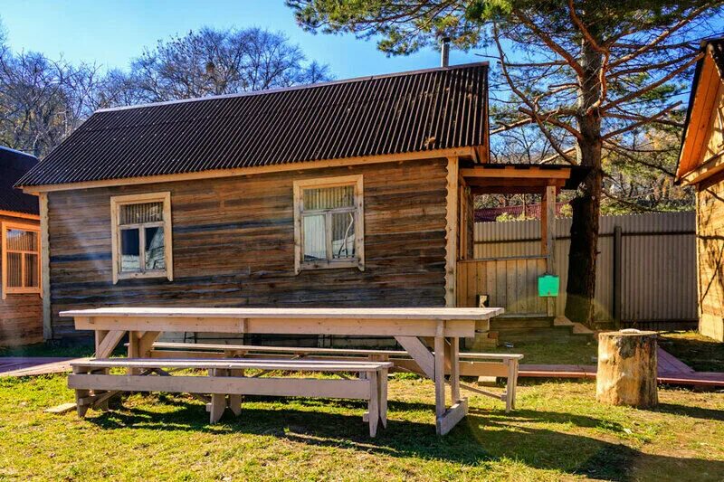 Домики отдыха в хабаровске. Домики отдыха в хабаровске. Домики отдыха в хабаровске. Демарин хабаровск турбаза. Турбазы хабаровский край.