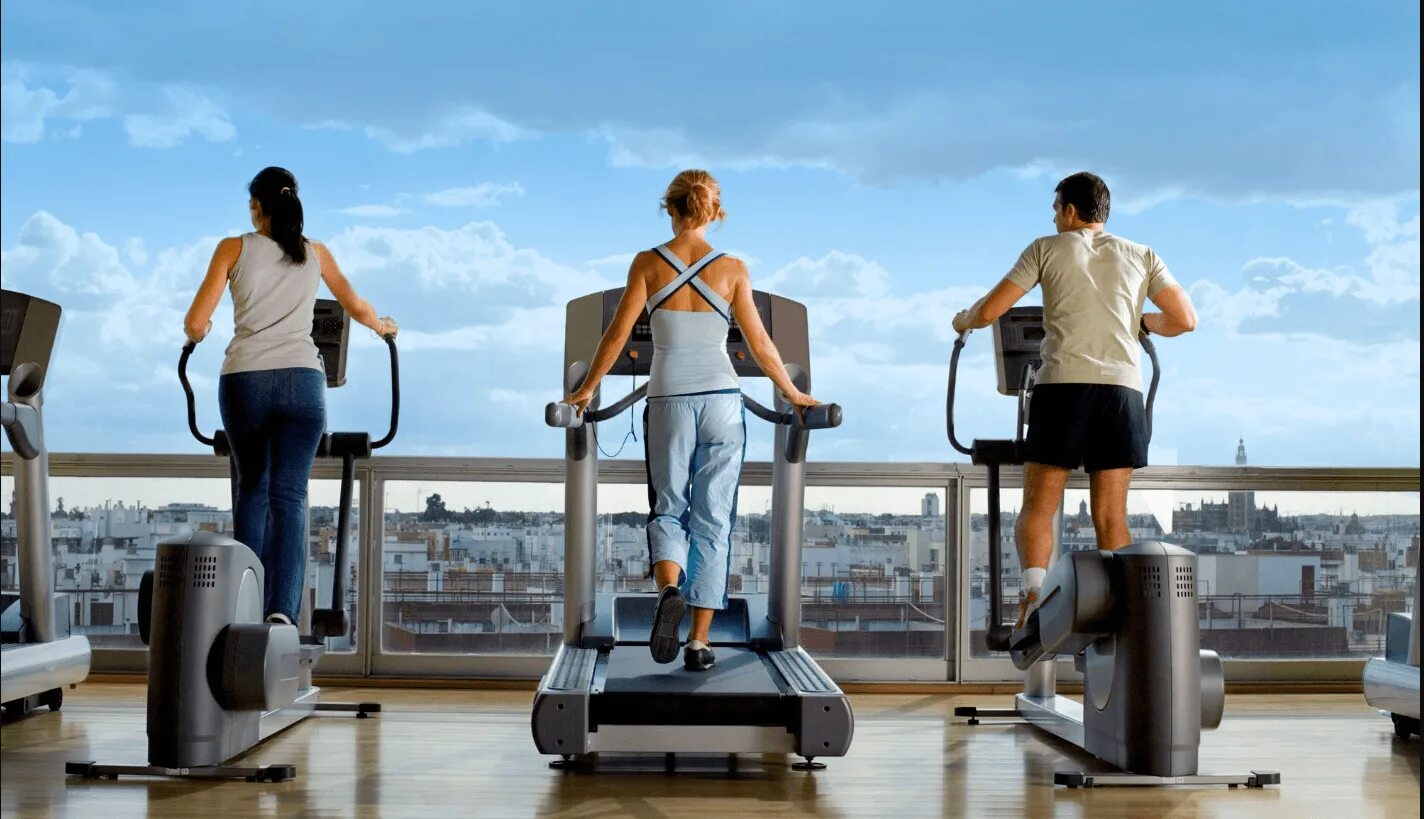 залы на беговой. северном зал спорт чита. беговая дорожка в спортзале. сорт в тренажёрном зале. тренажёры в спортзале.