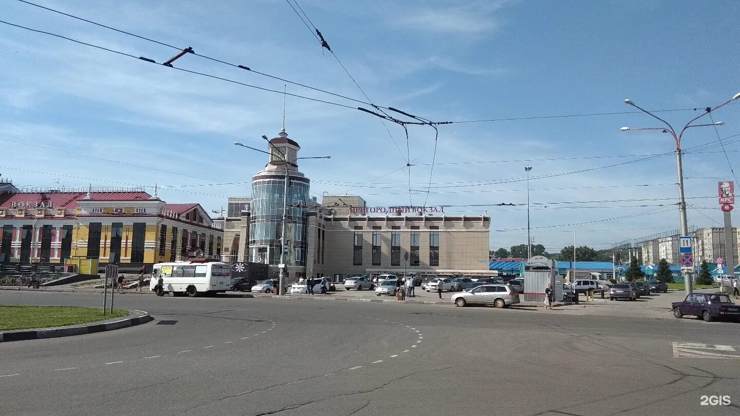 Жд новокузнецк телефон. Пригородный вокзал Новокузнецк. Пригородный вокзал Новокузнецк фото. Мост на вокзале Новокузнецк. Железнодорожный вокзал г. Салават.