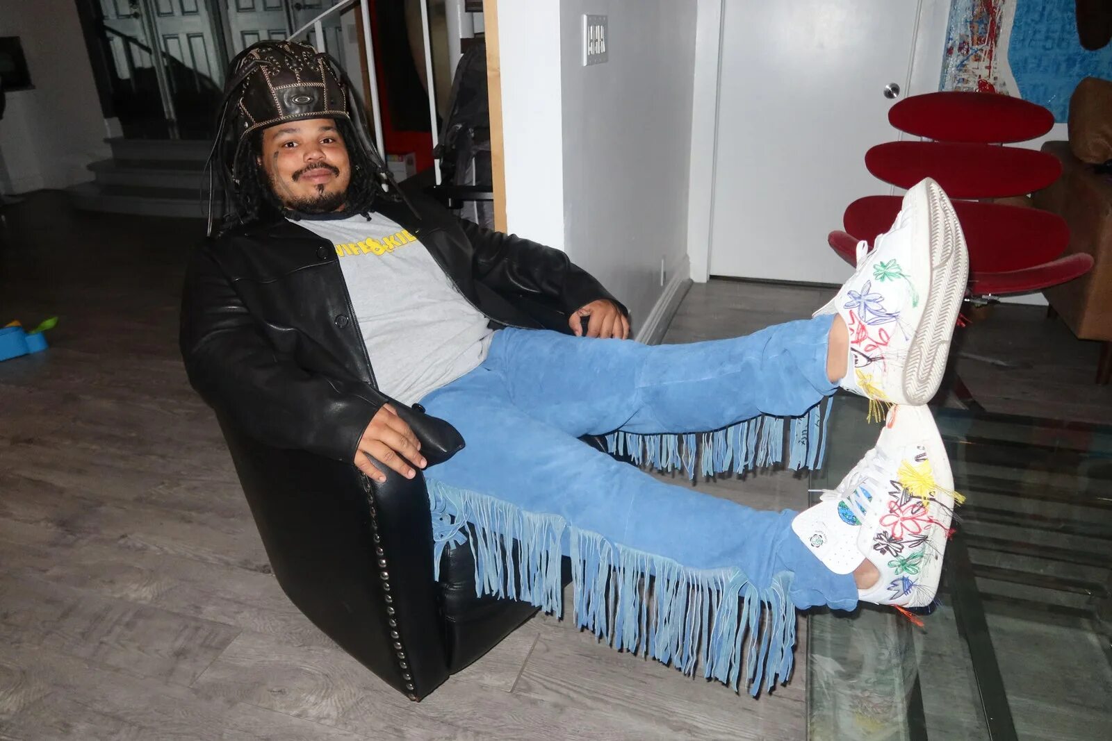 Форум frost. Adidas kerwin frost. adidas x kerwin frost. adidas forum kerwin frost. kerwin frost x adidas футболка.
