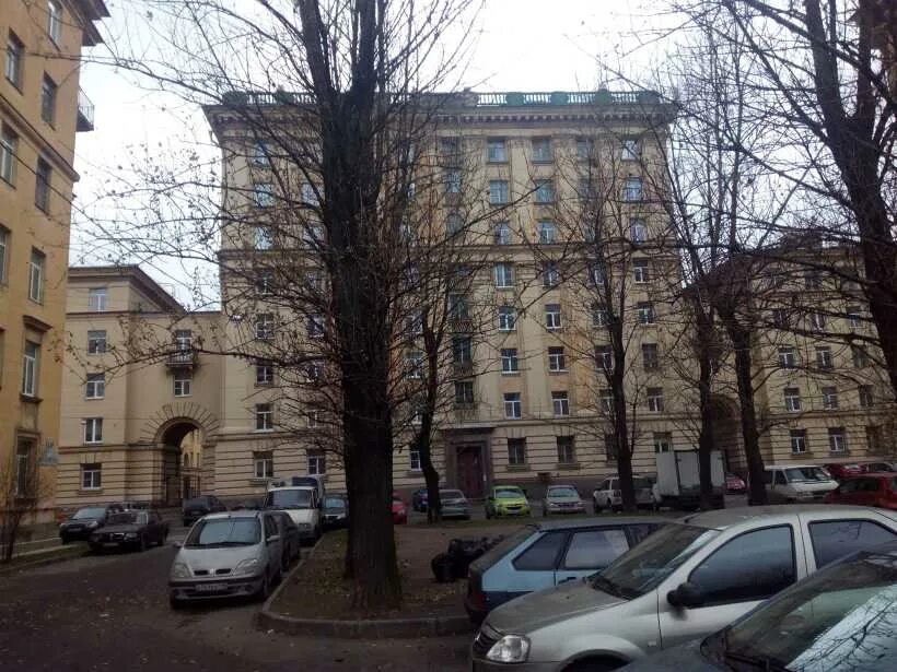 башенки мпво на красном треугольнике. ул. полярников, 17. полярников 17. полярников 17.