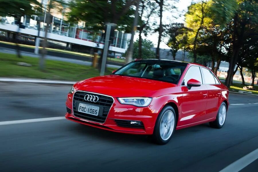 Включи ауди 3. Audi a3 s line. Audi rs3 8pa vin code. Audi a3 8v. Audi a3 sedan.