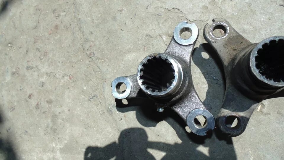 C41r92-1701238. Фланец кпп ваз 2101. Фланец эластичной муфты 2131. Фланец кпп ваз. Фланец эластичной муфты ваз 2101.