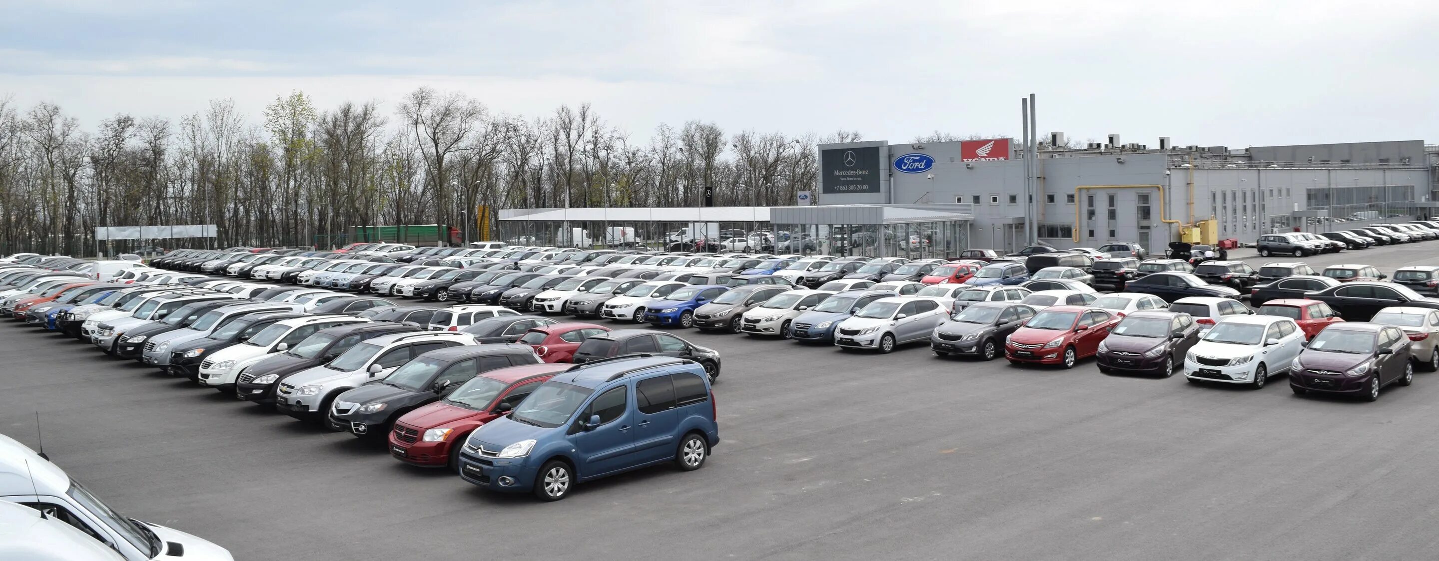 Fresh auto Ростов на Дону. Фреш авто Ростов-на-Дону Аксайский. Автосалон Фреш в Ростове на Дону Аксайский проспект. Автосалон площадка. Куплю б у машину в ростове