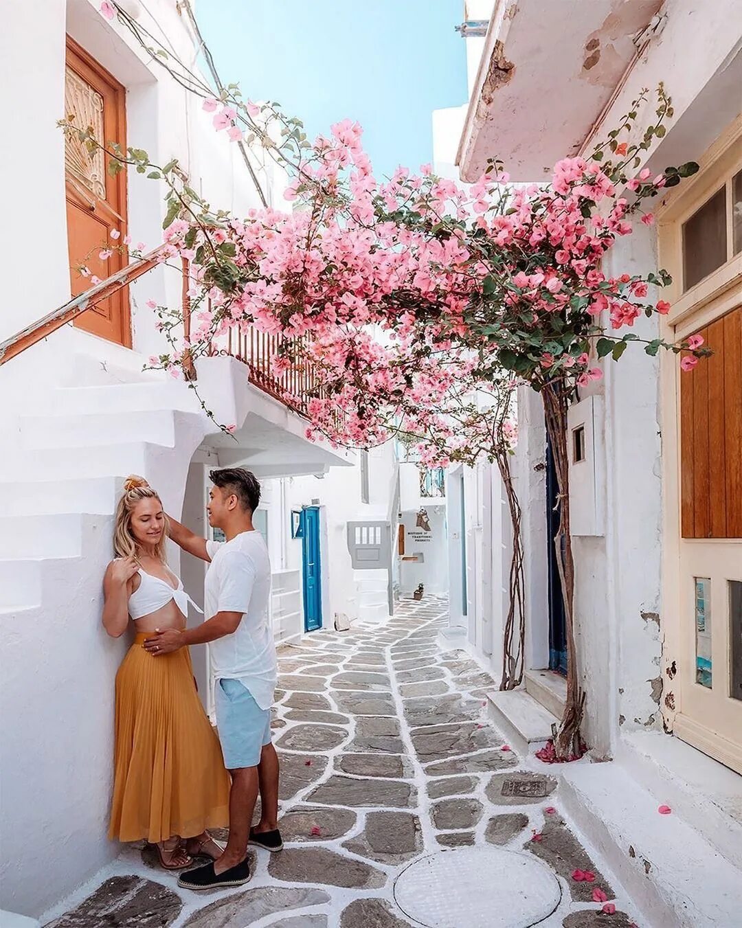 Мечта доя свдабеной фоточссии в красноярске. Инста локации. Инста локации. Миконос белый и розовый. Инста локации.