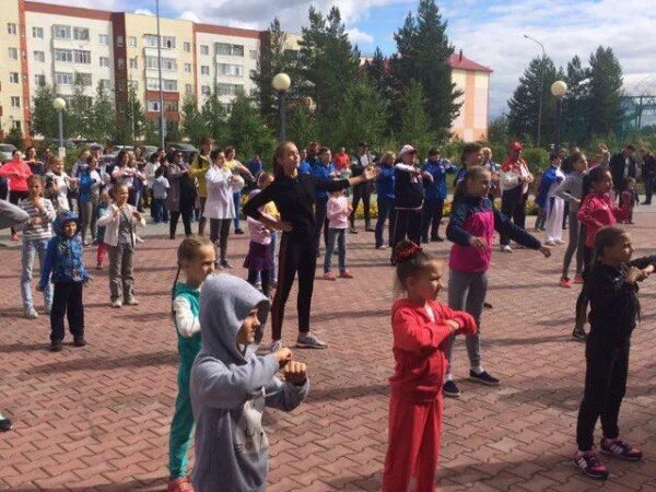 Покачи сегодня. Лагерь город.Покачи. Лагерь в Покачах. День города Покачи. Покачи спортивная школа 2022.