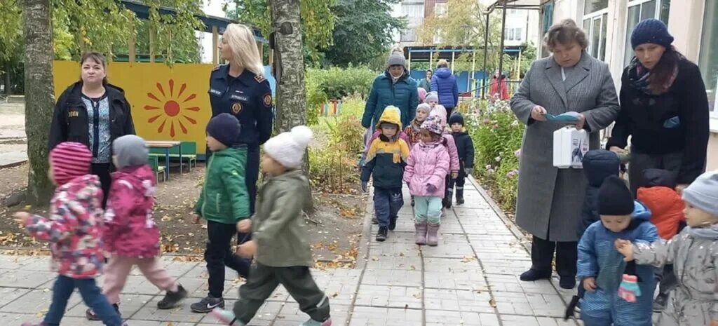 Детский сад никольское. Детский сад 38 Никольское Тосненский район. Садики Никольское Тосненский район. 38 Садик в Никольском Тосненского района. Детский сад 38 Никольское Тосненский район отзывы.