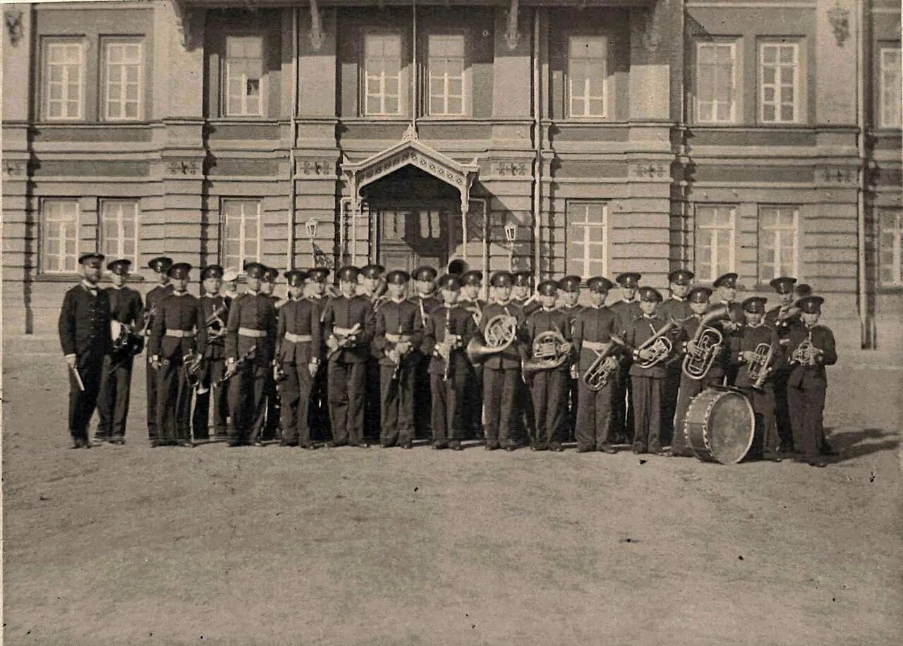 Гимназии при александре 3. Второй Московский кадетский корпус 1890. Московский кадетский корпус 1914. Кадеты 1 кадетского корпуса царской России.