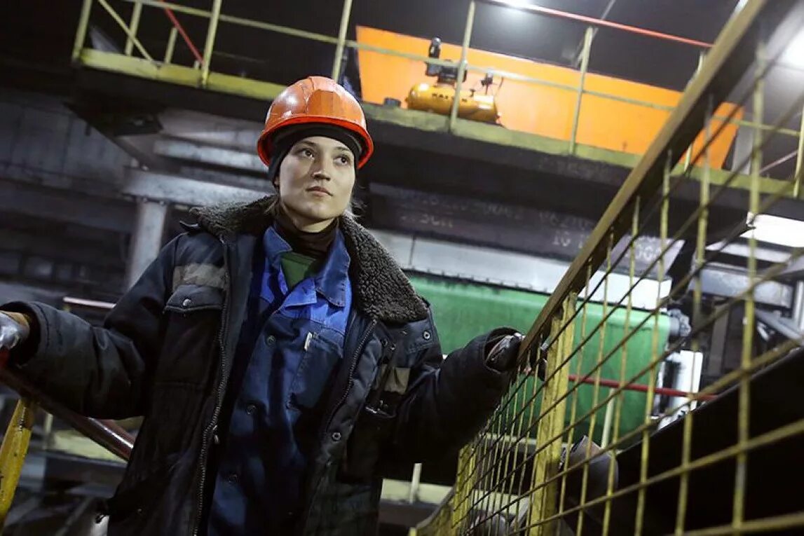 В ж труда. Рабочие профессии. мужские профессии. охрана труда на обогатительной фабрике. трудные условия труда.