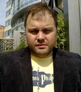 Участник устраивать