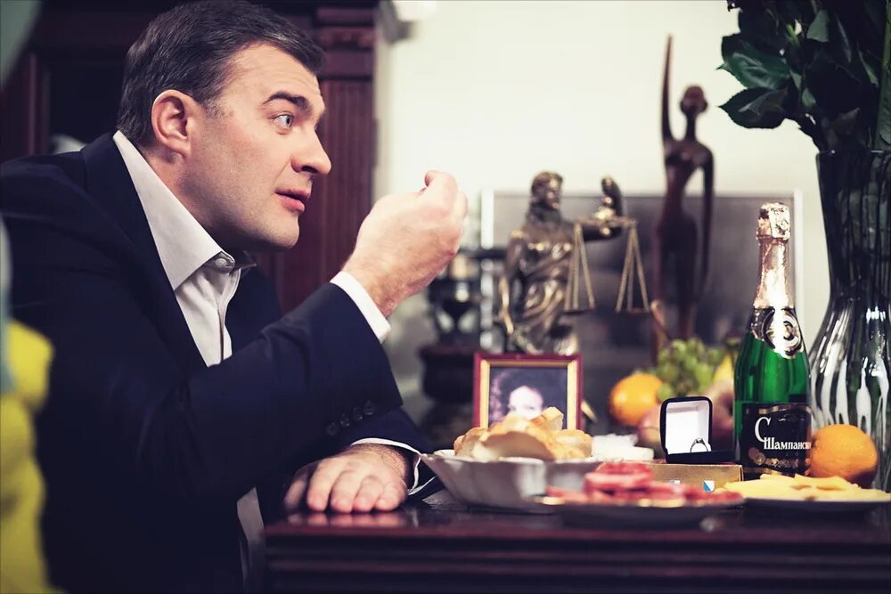 Дом фильм 2013. Старый новый дом программа. Приглашаем на старый новый год. Старый новый дом сериал. Старый новый дом программа.