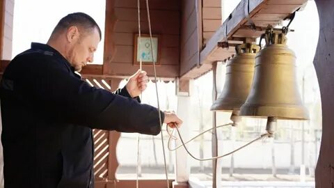Вестят победу звонари