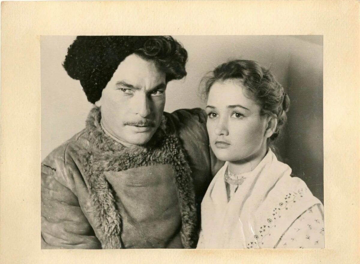 Тихий дон жена. Тихий дон жена. Дуняша мелехова тихий дон 1957. Тихий дон жена. Тихий дон мелехов жена.