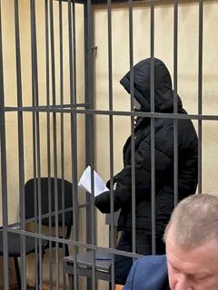 Обвиняемая в убийстве
