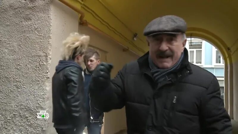 Все равно умру я панком. Каневский панк. всё равно останусь панком. задавите меня танком все равно останусь панком. задави меня хоть танком всё равно останусь панком леонид каневский.