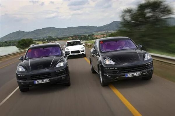 Порше 911 4 поколение. Порше макан 2014. Габариты порше макан 2020. Сравнение porsche. Порше макан турбо.