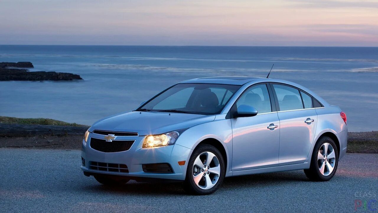 Шевроле круз какой класс. Chevrolet Cruze 2010. Шевроле Круз kl1j. Шевроле Круз 1. Шевроле Круз 2011 года.