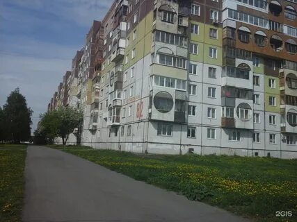 Октябрьский 82