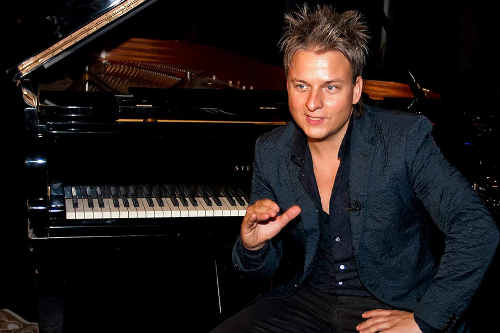 Балажа хаваши rise of the instruments. Балаж хаваши биография. Балаж хаваши биография. Балажа хаваши rise of the instruments. Havasi фото.