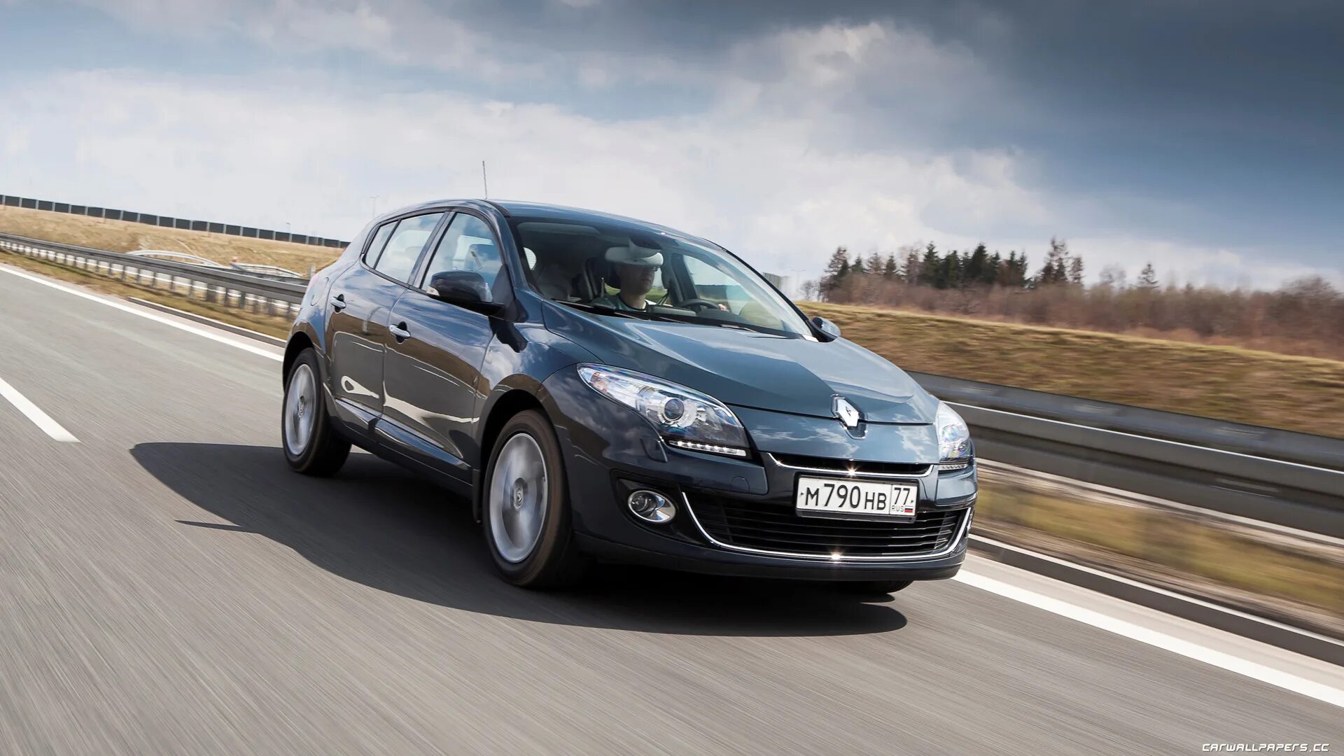Меган на русском полностью. Рено меган 2013 хэтчбек. renault megane 2009 хэтчбек. renault megane 2013. рено меган 2025.