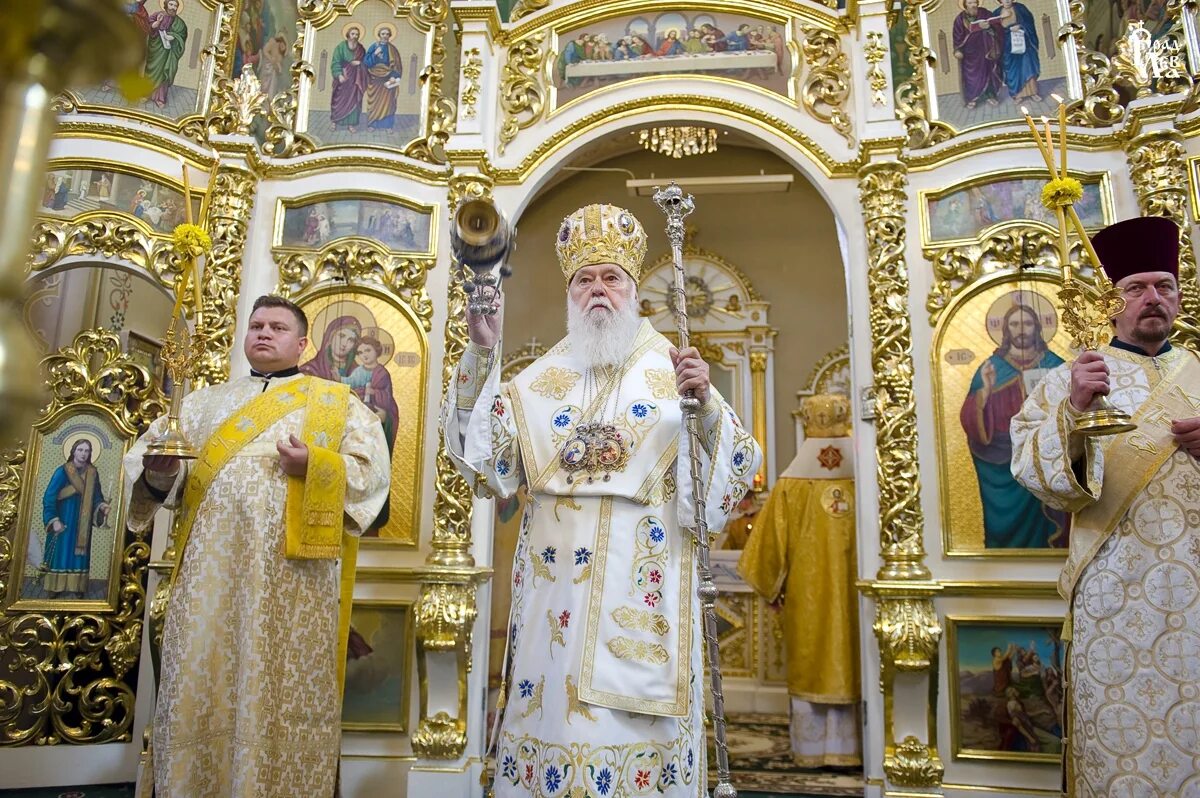 Раскол упц. Храм киевского патриархата. Украинская церковь московского патриархата. Церковь московского патриархата. Храм упц.