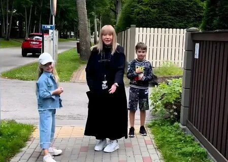 Где сейчас пугачева с галкиным и детьми