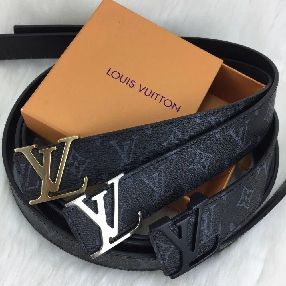 Ремень louis vuitton 24k. Ремень мультикам. Пороть ремнем. Ремень на человеке. Пороть ремнем.