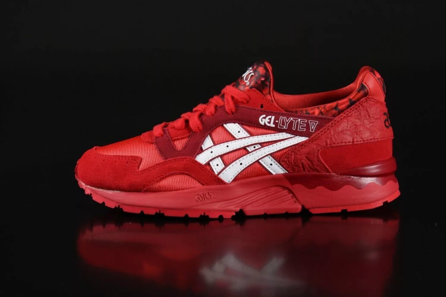 Asics красные. Asics gel lyte 5 red. asics valentine&#039;s day. а икс гел лайт 5 красные.