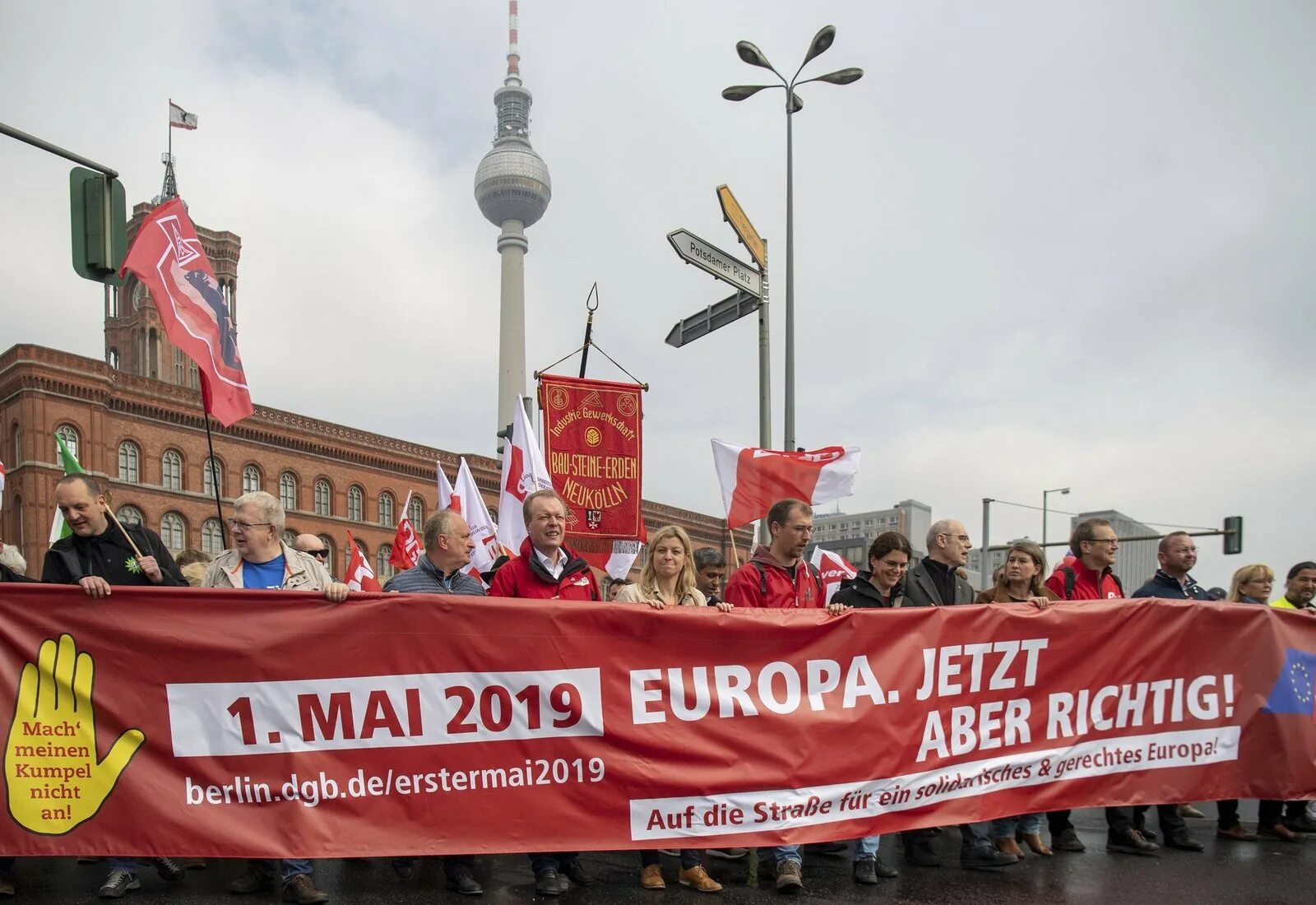 1 Мая в Германии. Праздник труда в Германии. Первомай в Германии. День труда в Германии.