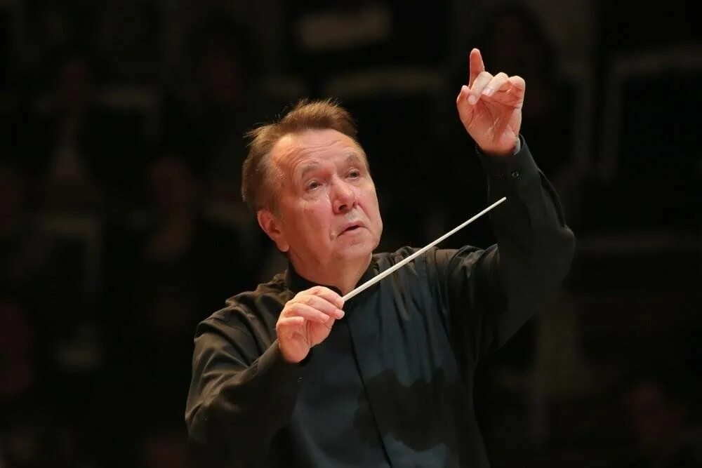 Михаил плетнёв пианист в звенигороде. Михаил васильевич плетнев. Иван рудин дирижер. Михаил васильевич плетнев. Плетнёв григ.