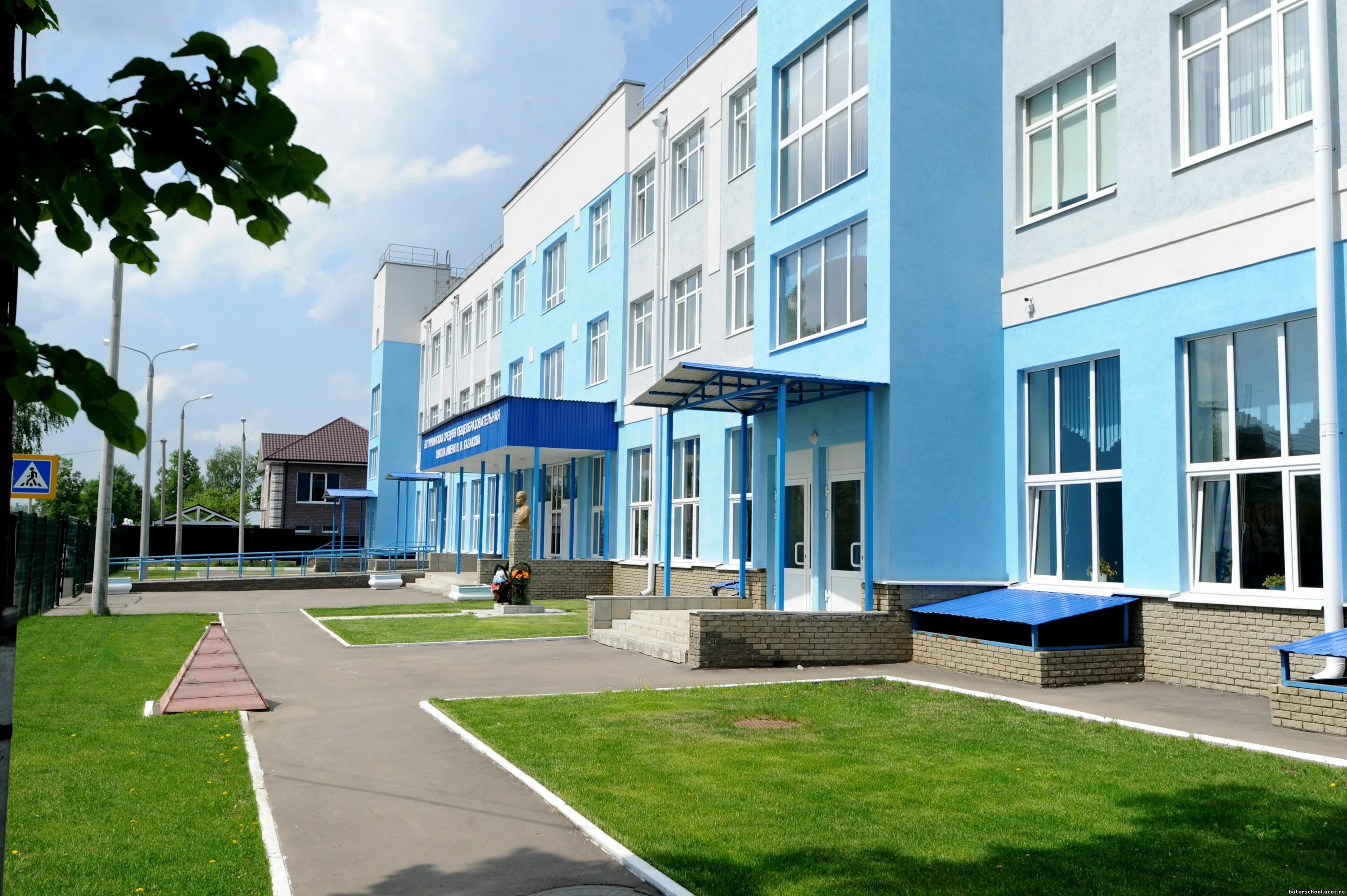 колледж искусств имени рахманинова. 20 школа великий новгород. школа михалкова нижний новгород. школа 37 великий новгород. колледж искусств рахманинова великий новгород.