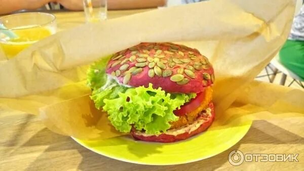 Фудкорт брокколи москва. Веганский фудкорт на таганке. Веганский фудкорт на таганке. Фудкорт брокколи, таганская площадь, 86/1с1, москва. Фудкорт брокколи, таганская площадь, 86/1с1, москва.