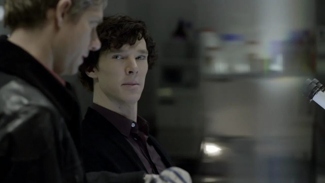 мориарти в шерлоке 1 сезон. Sherlock 1. шерлок холмс 1. Sherlock and john series 1. Sherlock 1.