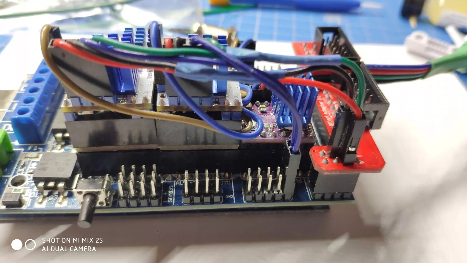 Аппараты для магнитной стимуляции мозга. Tms rt. Tms rt. Tms rt. Гаджет прибор для борьбы с мигренью cerena tms.