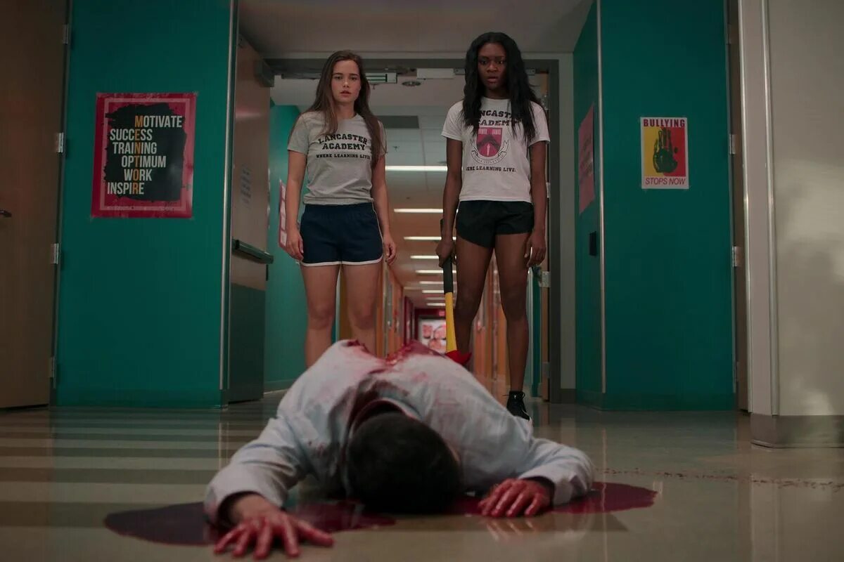 Новинки нетфликс 2025. Первое убийство сериал 2025. первое убийство сериал нетфликс 2025. первое убийство нетфликс 2 сезон. новые сериалы нетфликс.