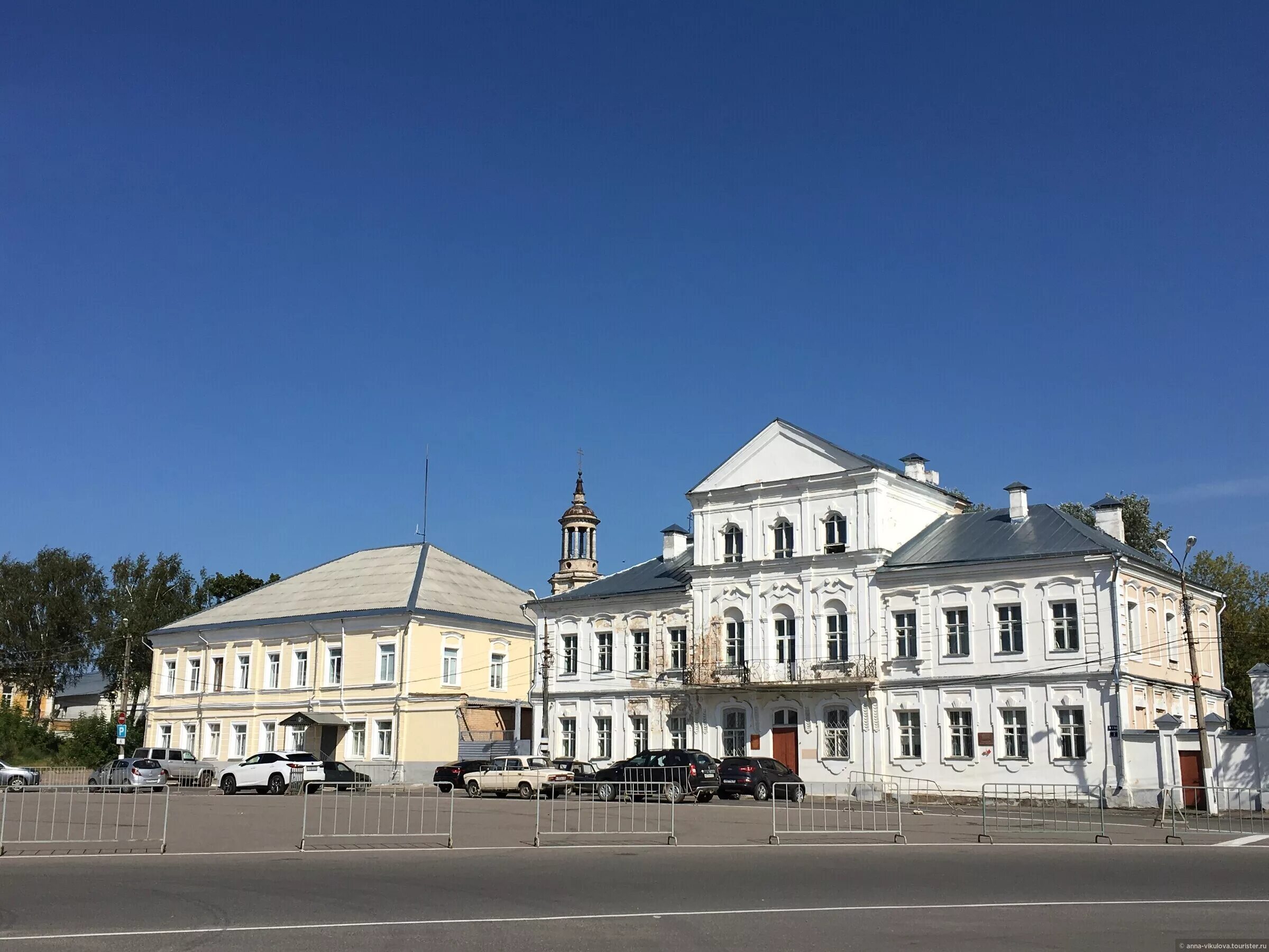 Торжок 9. Старый торжок торговая площадь. Площадь 9 января торжок. Площадь 9 января торжок. Здания торжка.