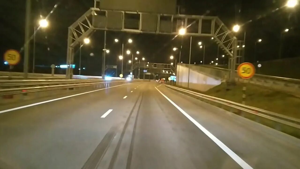Как проходит досмотр на крымском мосту. Досмотровый пункт на крымском мосту. крымский мост досмотр. мост крым пункт досмотра. пункт досмотра крымский мост.