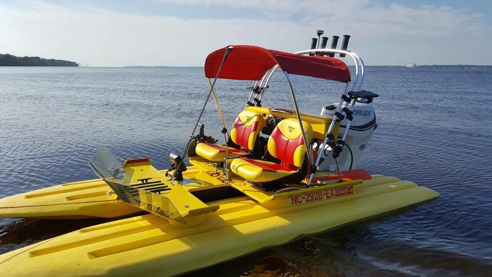 Лодка катамаран. Катамаран fox boat 260. катамаран «геофизик -2». водный велосипед янтарь 4. катамаран букат.