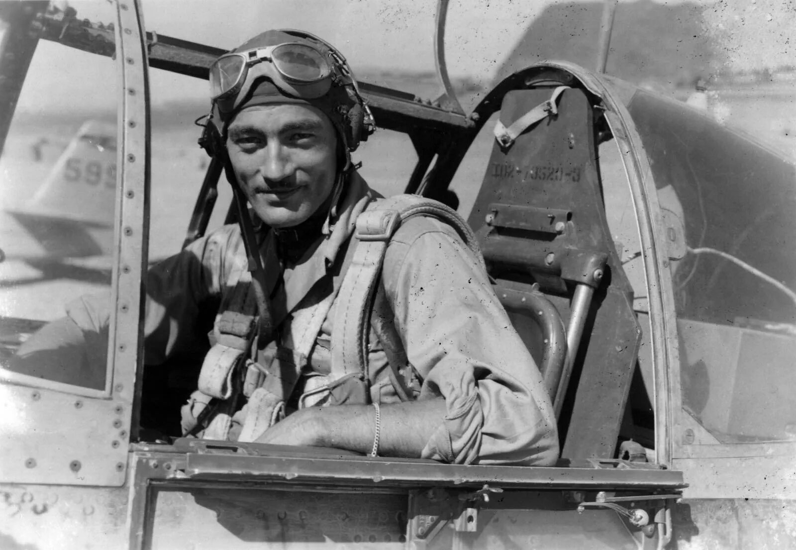 Про войну летчики. Про войну летчики. Лётчики асы великой отечественной войны 1941-1945. Французская эскадрилья нормандия неман. Про войну летчики.